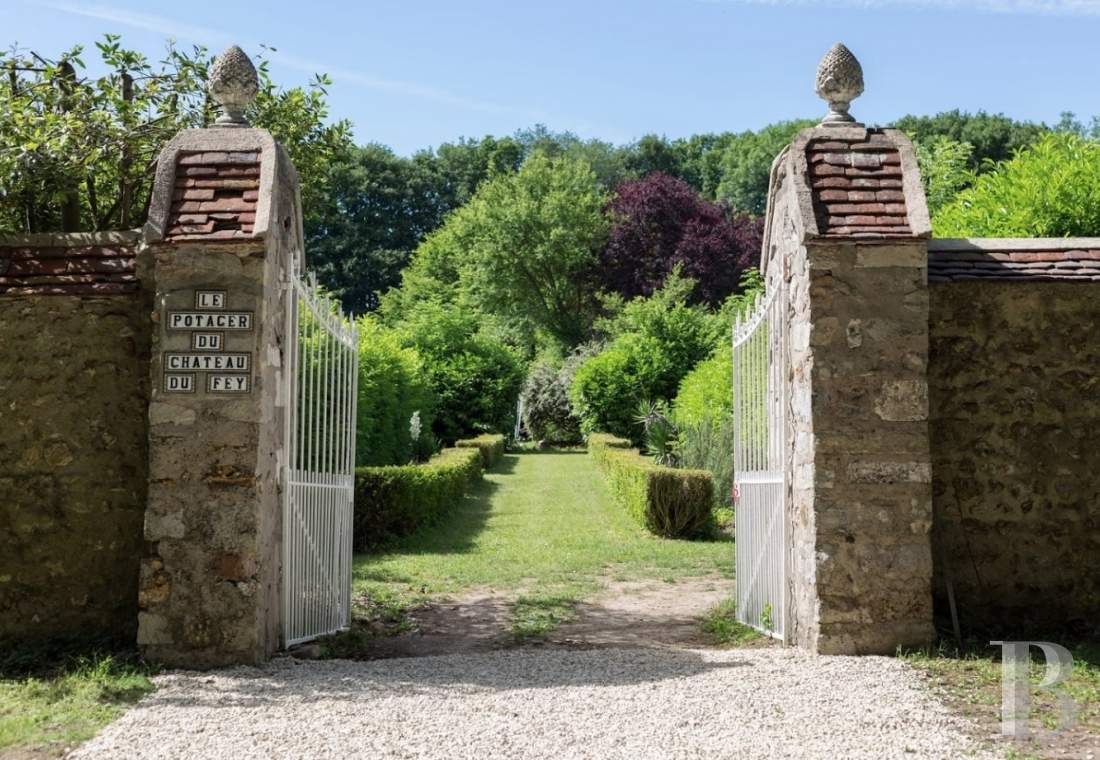 En Bourgogne, dans l’Yonne, un château du 17e siècle ouvert à tous les arts et toutes les cultures - photo  n°15