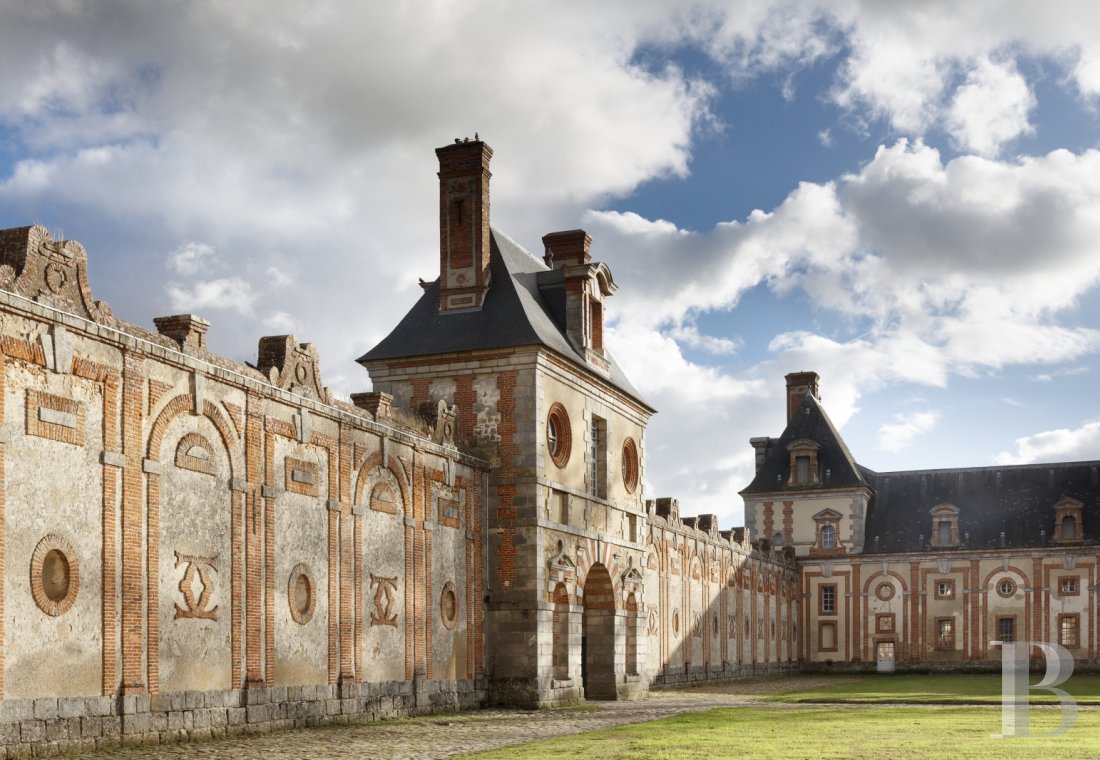 Près de Fontainebleau, les dépendances d’un château du 17e siècle aménagées en lieux de villégiature - photo  n°26