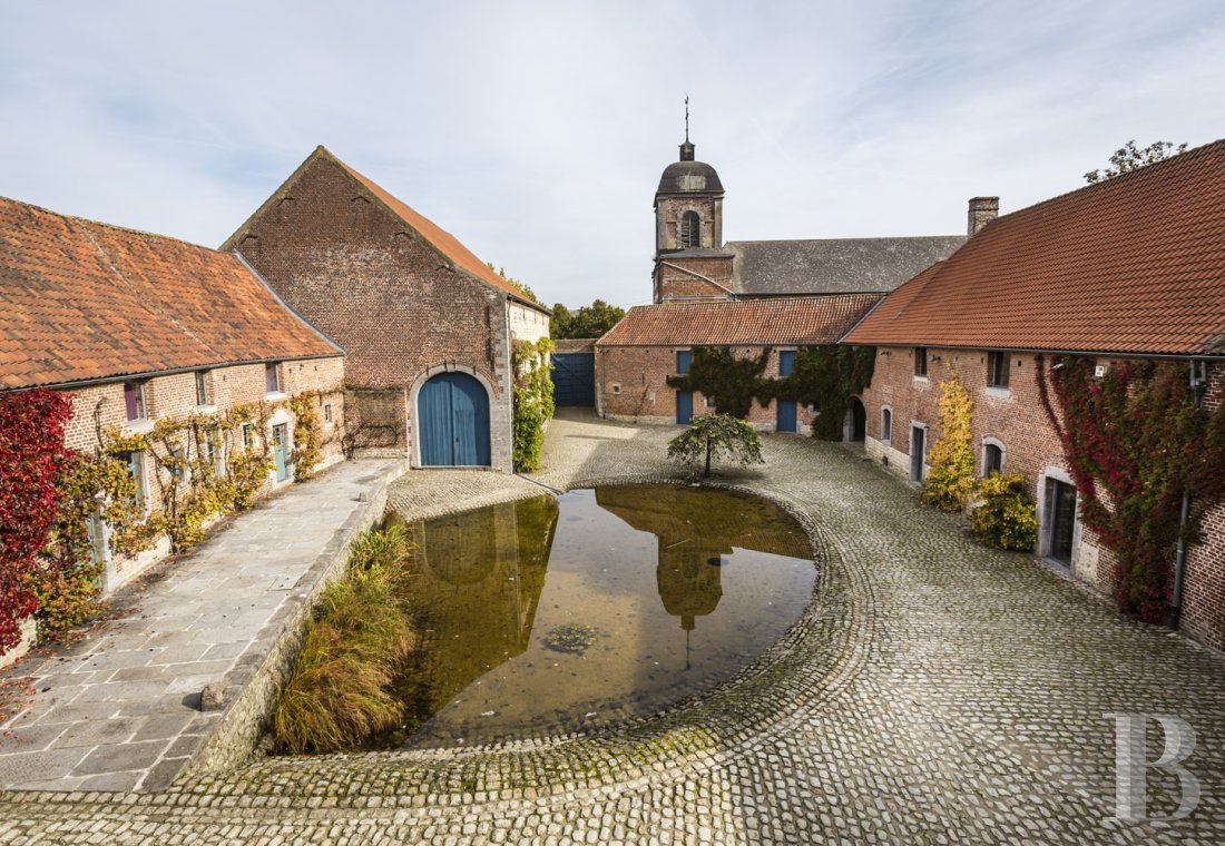 Dans un village du Brabant, au sud de Bruxelles, une ancienne ferme transformée en hôtel aux vertus écologiques - photo  n°1