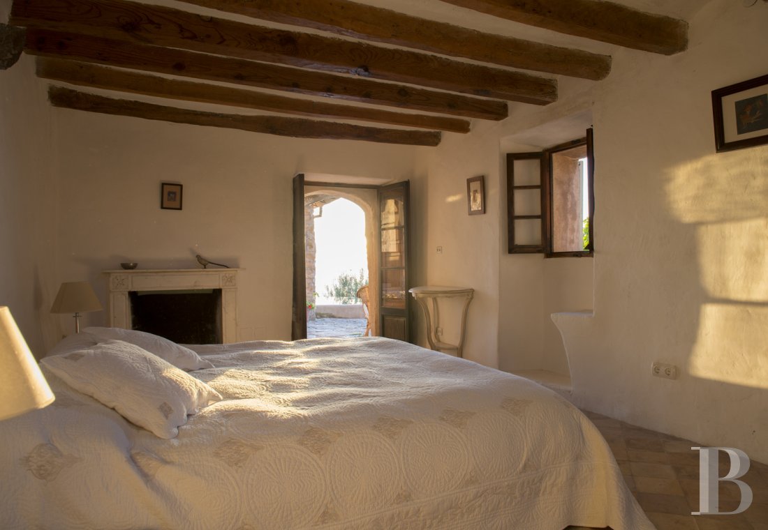 À Déia, sur l’île de Majorque, une maison traditionnelle en bordure de village  - photo  n°29