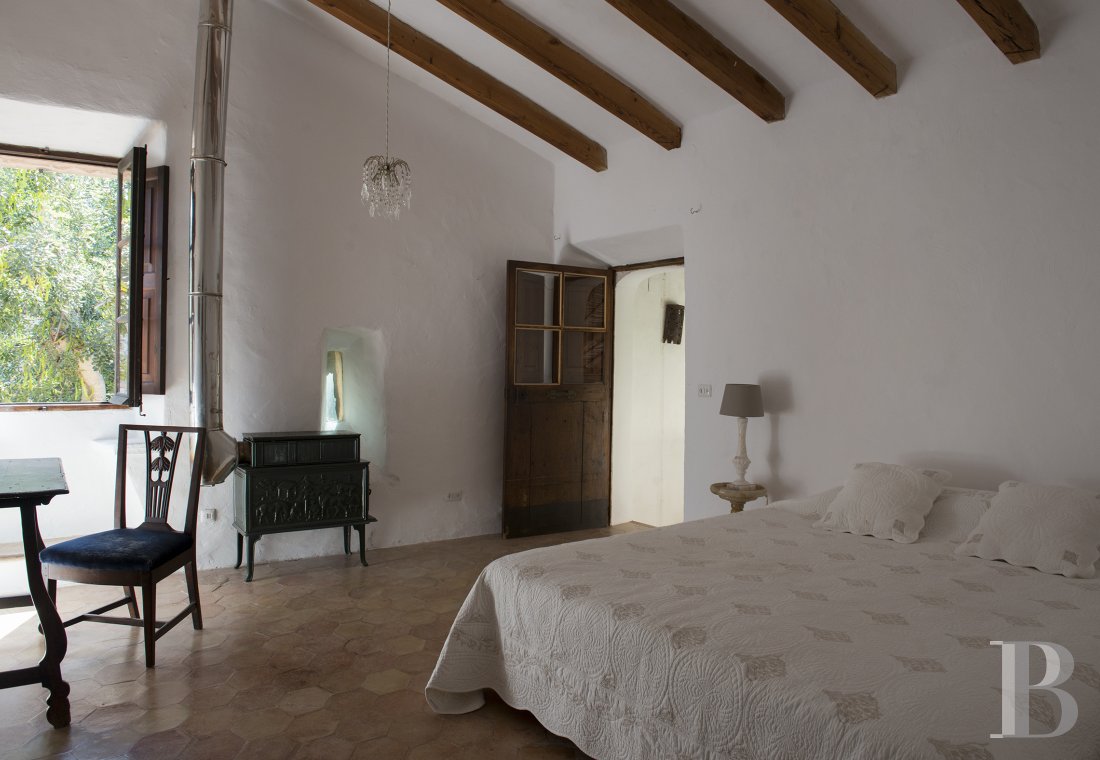 À Déia, sur l’île de Majorque, une maison traditionnelle en bordure de village  - photo  n°18
