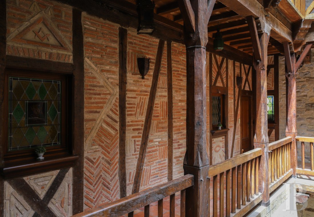 À Cordes-sur-Ciel, dans le Tarn, une maison du 15e siècle restaurée dans les règles de l’art - photo  n°8