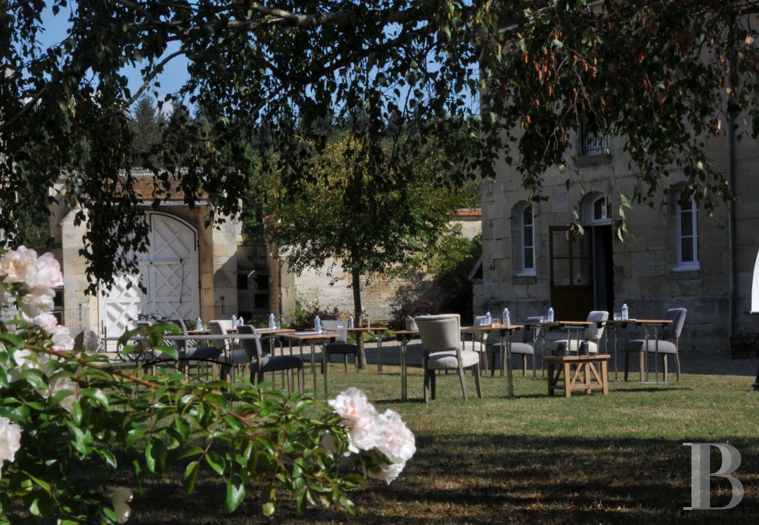 Dans l’Oise, près de Senlis, un vaste corps de ferme du 18e siècle et son pigeonnier transformés en hôtel  - photo  n°6