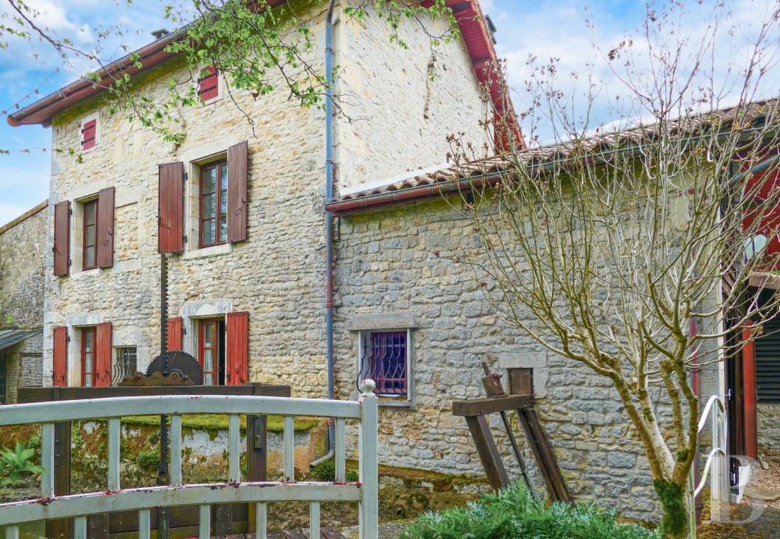 moulins a vendre poitou charentes   - 1