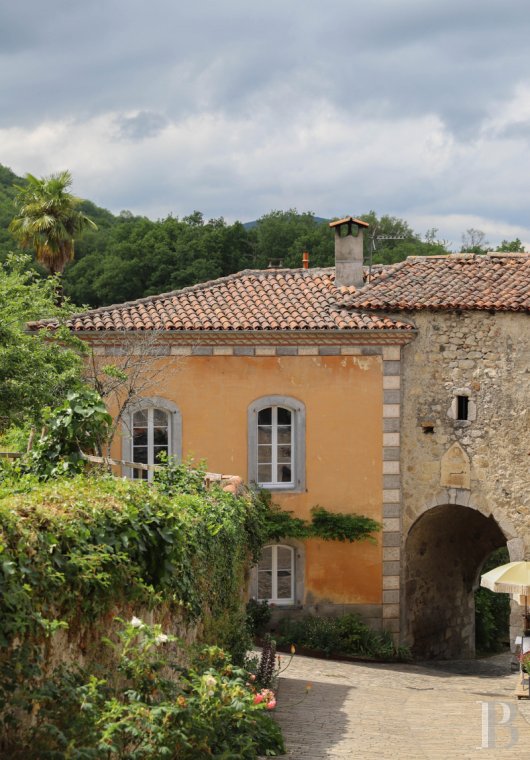 En Haute-Garonne, à Saint-Bertrand-de-Comminges, une maison de maître du 19e siècle dans un hameau - photo  n°39