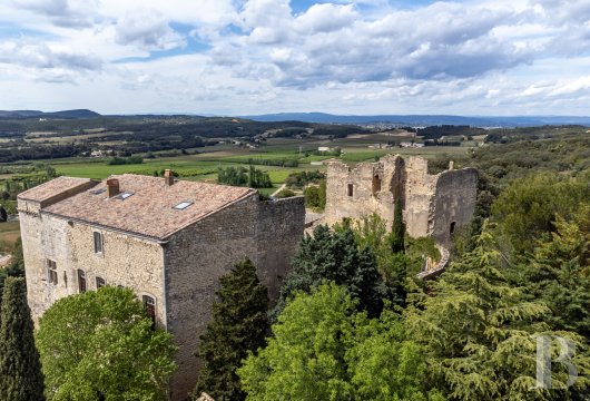 Dans le Gard, entre Bagnols-sur-Cèze et Pont-Saint-Esprit, une forteresse médiévale patiemment rénovée - photo  n°3