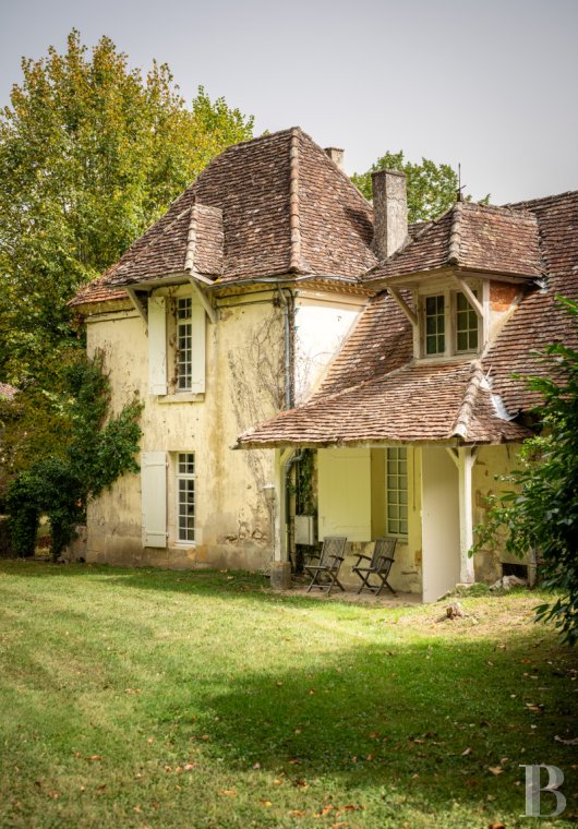En Dordogne, à l’est de Bergerac, une chartreuse du 18e siècle et son orangerie - photo  n°28