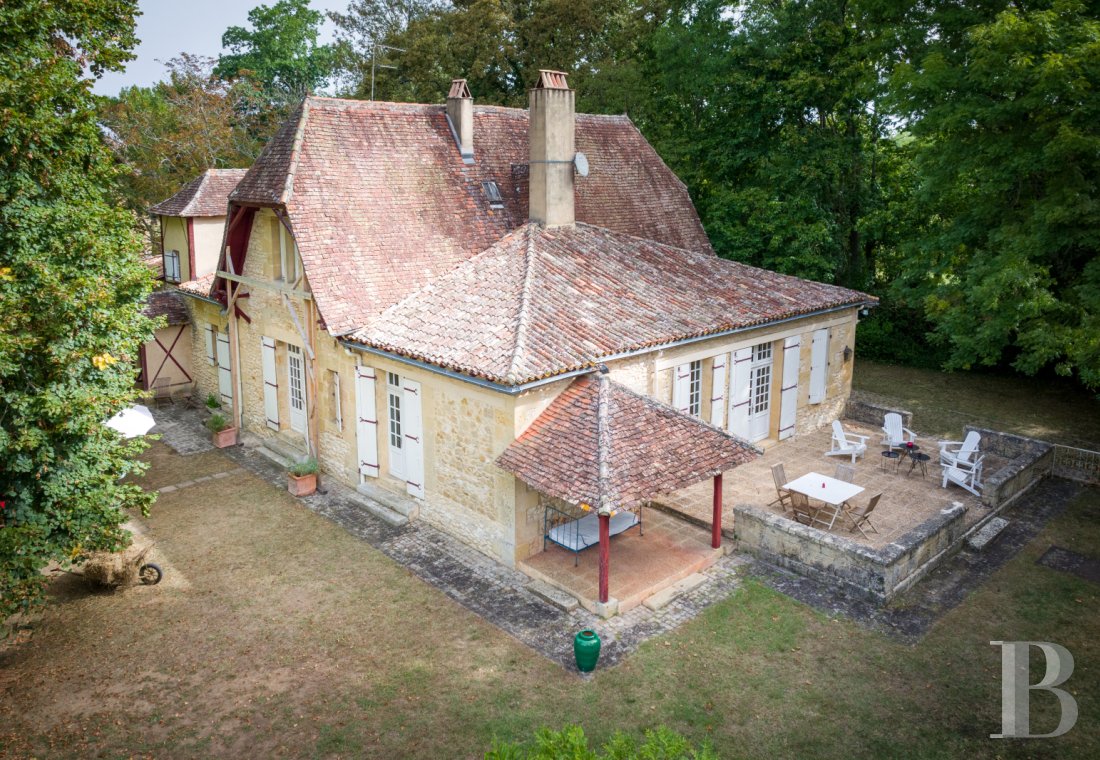 En Dordogne, à l’est de Bergerac, une chartreuse du 18e siècle et son orangerie - photo  n°7