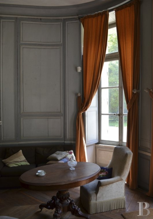 Dans le Gâtinais, à moins d'une heure de Paris, une maison du 18ème siècle destinée aux esprits créatifs - photo  n°10