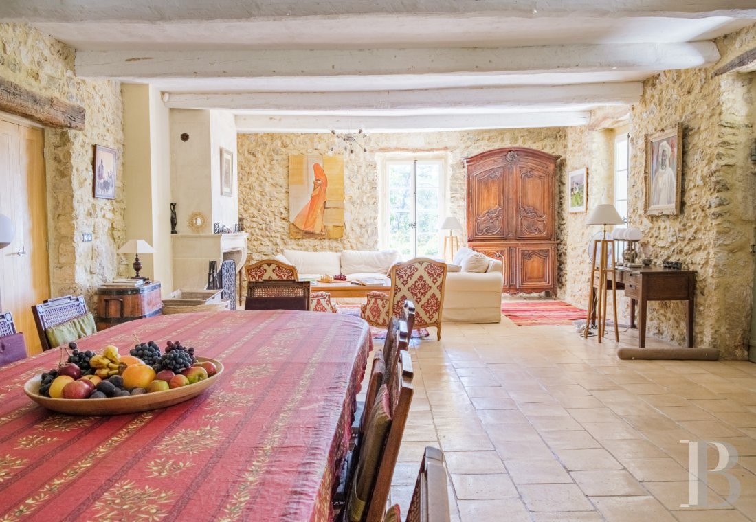 À Barjols, dans le Var, au cœur de la Provence verte, une maison de famille du 17e siècle entourée d’oliviers et de chênes truffiers - photo  n°15
