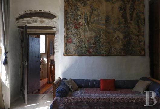 Dans le Minervois, une ancienne forteresse du 12e siècle  transformée en confortable demeure  - photo  n°30