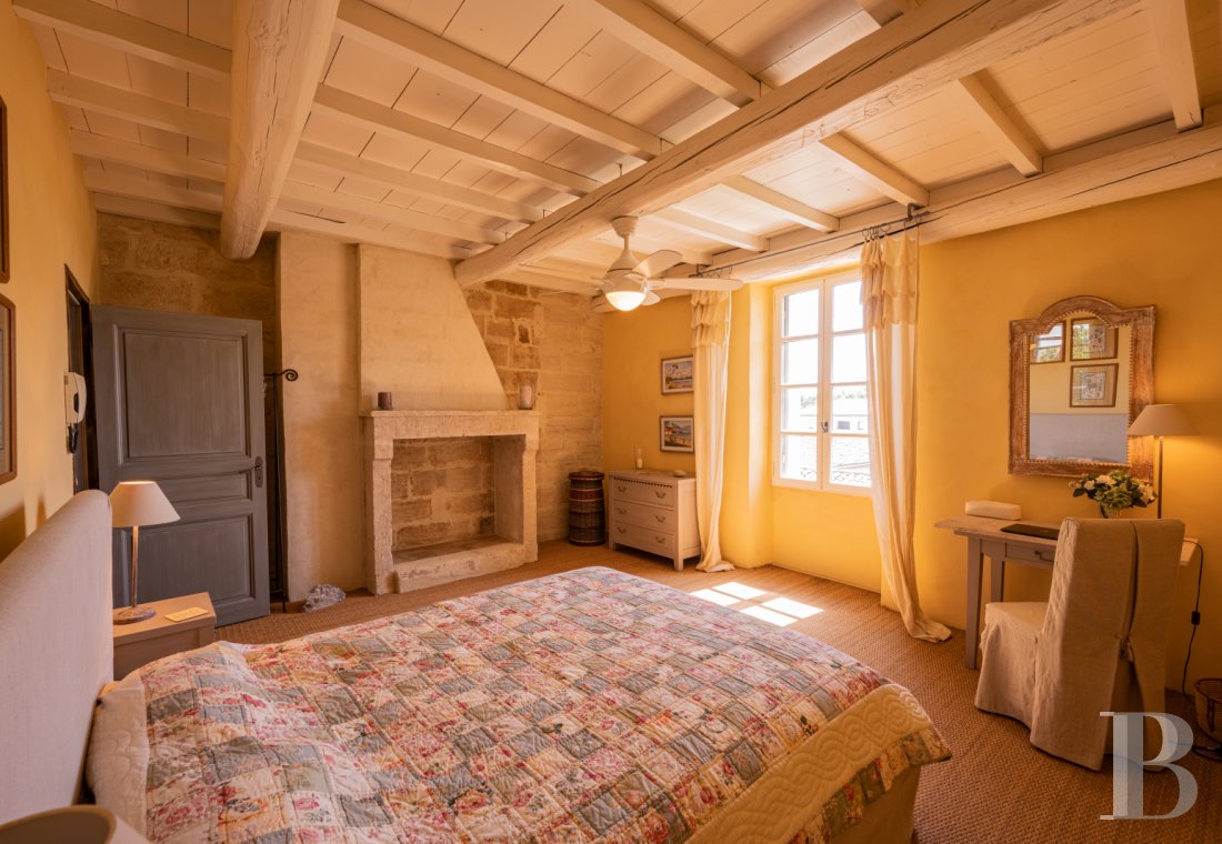 À Uzès, dans le Gard, une maison du 17e siècle imprégnée de voyages - photo  n°11