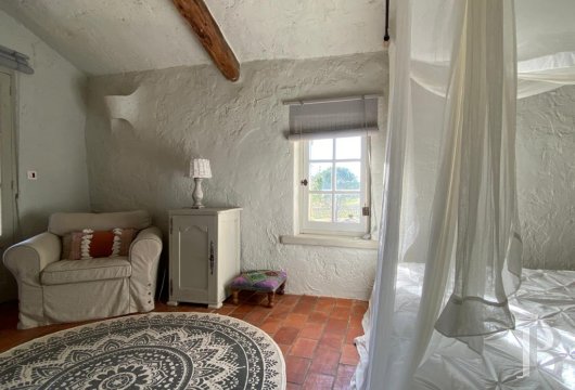 maisons de caractere a vendre paca   - 12
