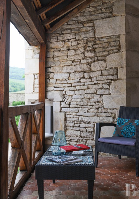 Au cœur de la Bourgogne et du vignoble d’Auxey-Duresses,  une propriété viticole et son château du 16ème siècle - photo  n°11