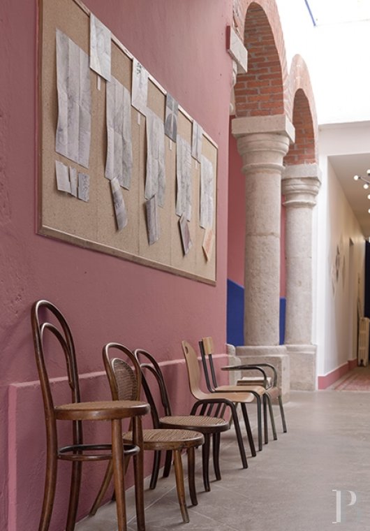 Dans l'Ain, entre Lyon et Genève, une ancienne école transformée en maison d’hôtes - photo  n°10