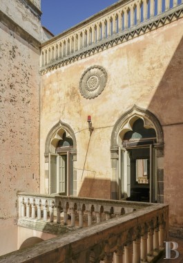 À Galatone, un petit palais baroque dans sa ville, <br/>à peu de distance de Lecce, sa grande soeur