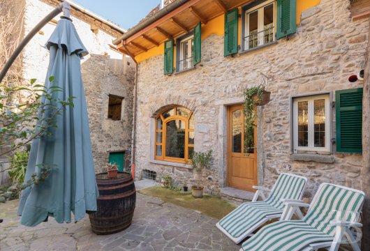 Au coeur d’une cité médiévale, une maison du 14è S.