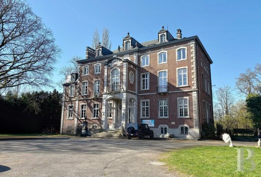 Entre Bruxelles et Namur, un château bourgeois du 19e siècle et son parc arboré.