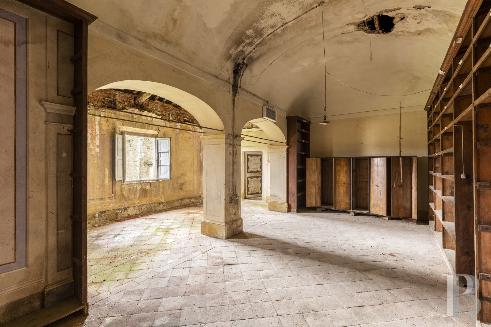 monastere a - 7   monastere a - 7