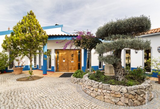 À Tavira, en Algarve, une demeure seigneuriale de quelque 980 m² habitables sur environ 2,8 ha de jardins